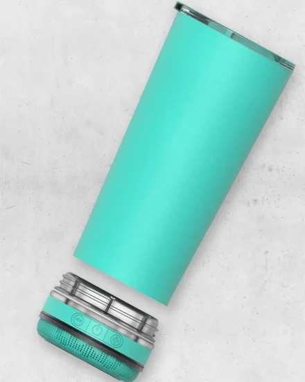 Gobelet de bouteille d'eau de haut-parleur sans fil de dent bleue de tasse de musique d'acier inoxydable de sublimation extérieure de 500ml avec le haut-parleur de Bluetooth